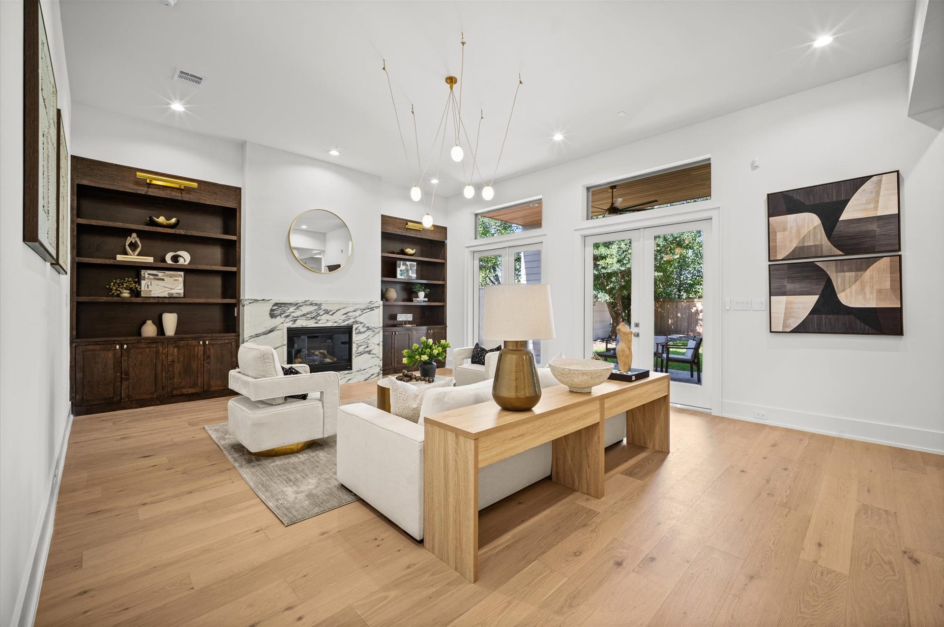 623 E 13th Street, Houston, TX 77008 623 E 13th Street, Houston, TX 77008