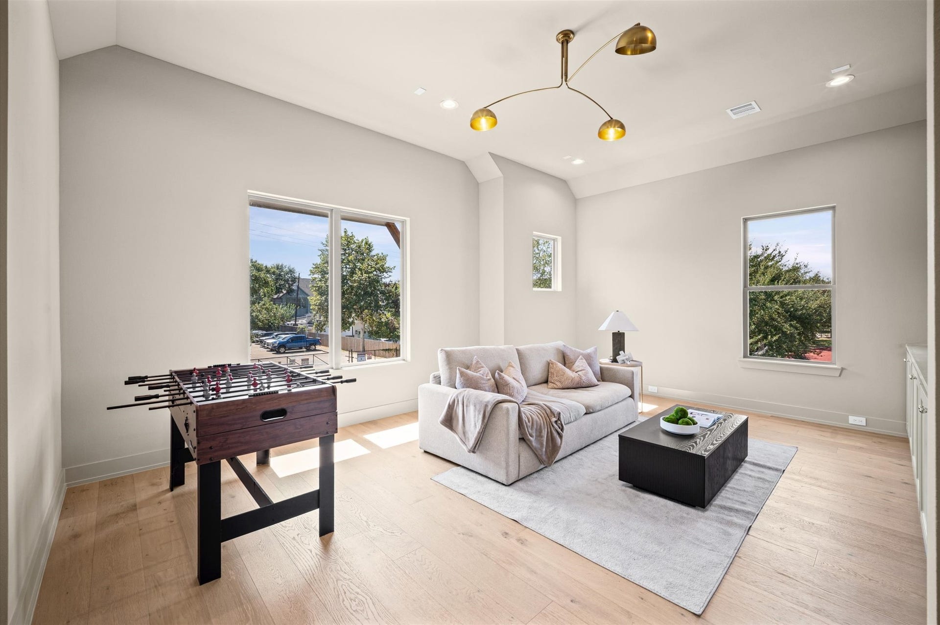 623 E 13th Street, Houston, TX 77008 623 E 13th Street, Houston, TX 77008