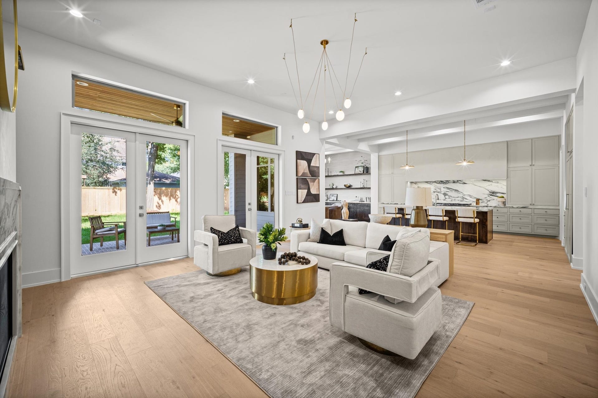 623 E 13th Street, Houston, TX 77008 623 E 13th Street, Houston, TX 77008