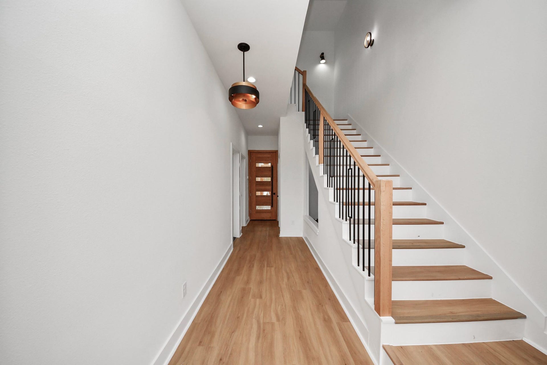9022 Ferdinand Street, Houston, TX 77051