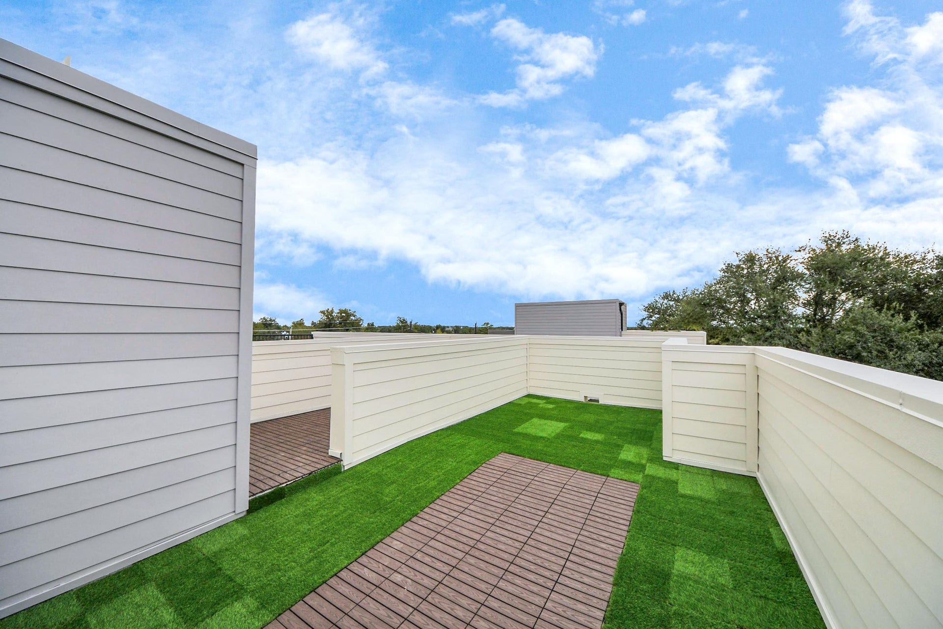 9022 Ferdinand Street, Houston, TX 77051