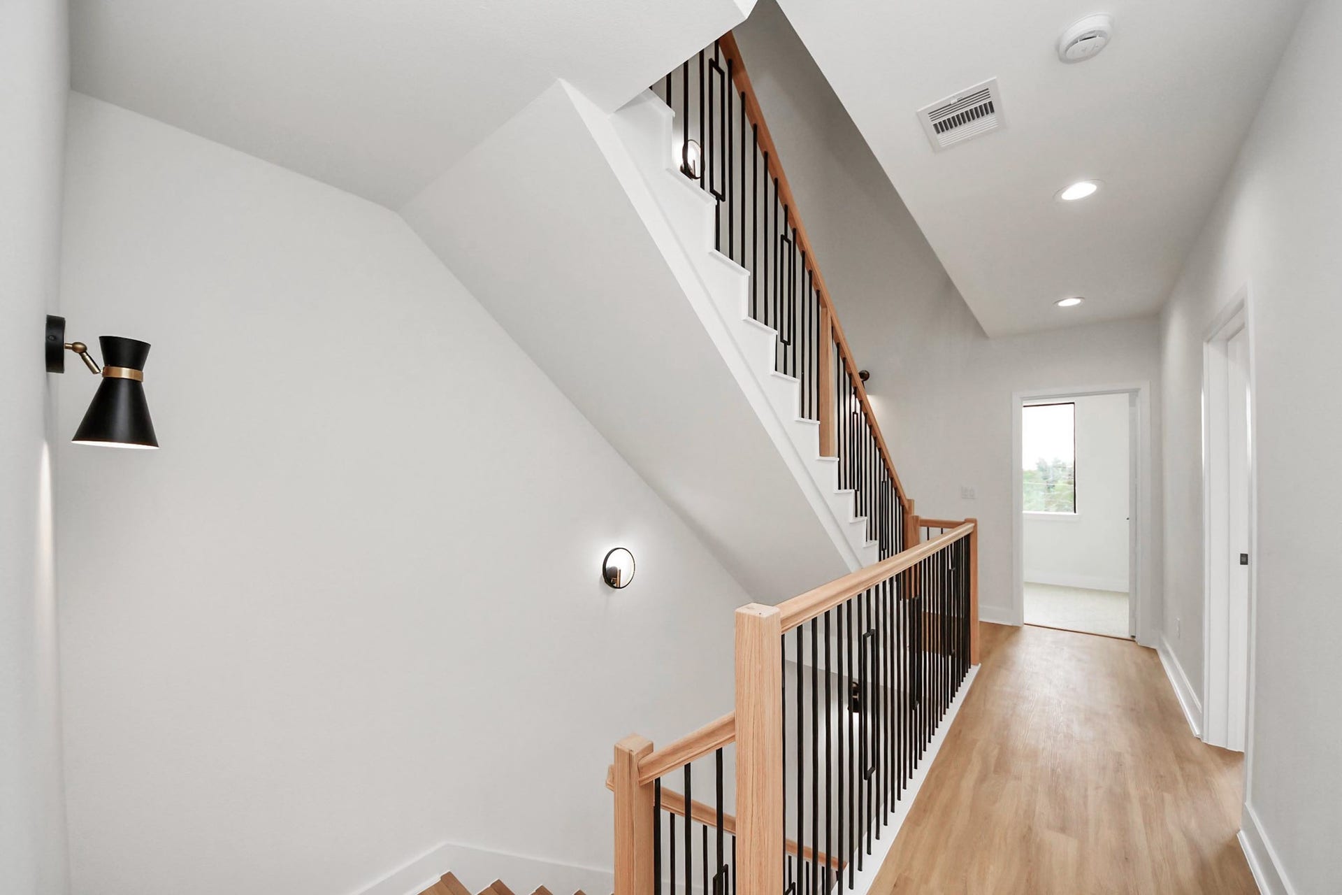 9022 Ferdinand Street, Houston, TX 77051