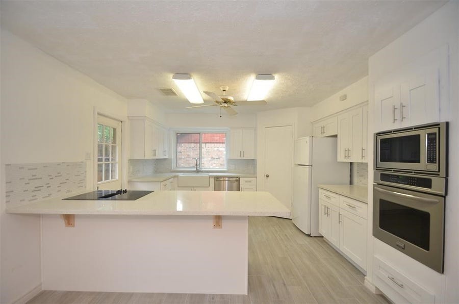 Property photo for 2822 River Birch Drive, Sugar Land, TX