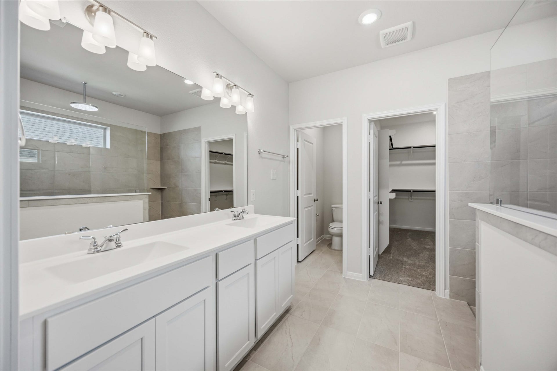 2826 River Juniper Lane, Crosby, TX 77532