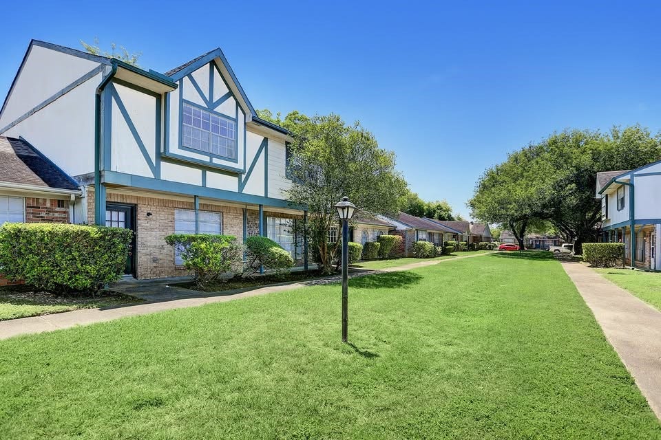 1233 Lyric Lane, #128, Pasadena, TX 77503 1233 Lyric Lane, #128, Pasadena, TX 77503