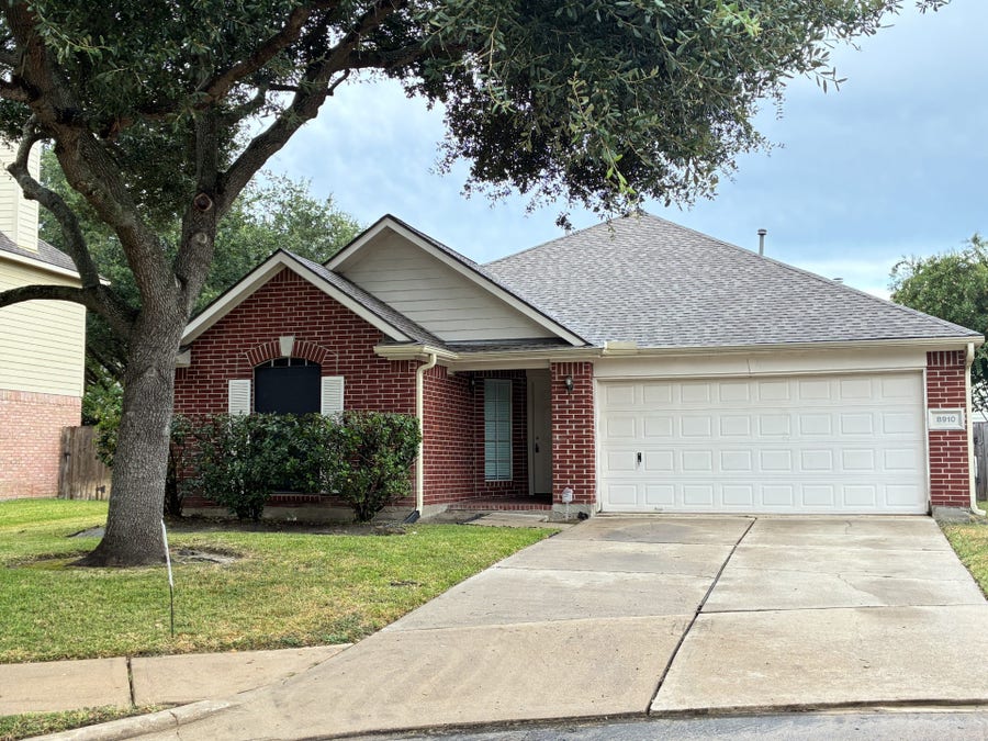 Property photo for 8910 Aber Trail Court, Houston, TX