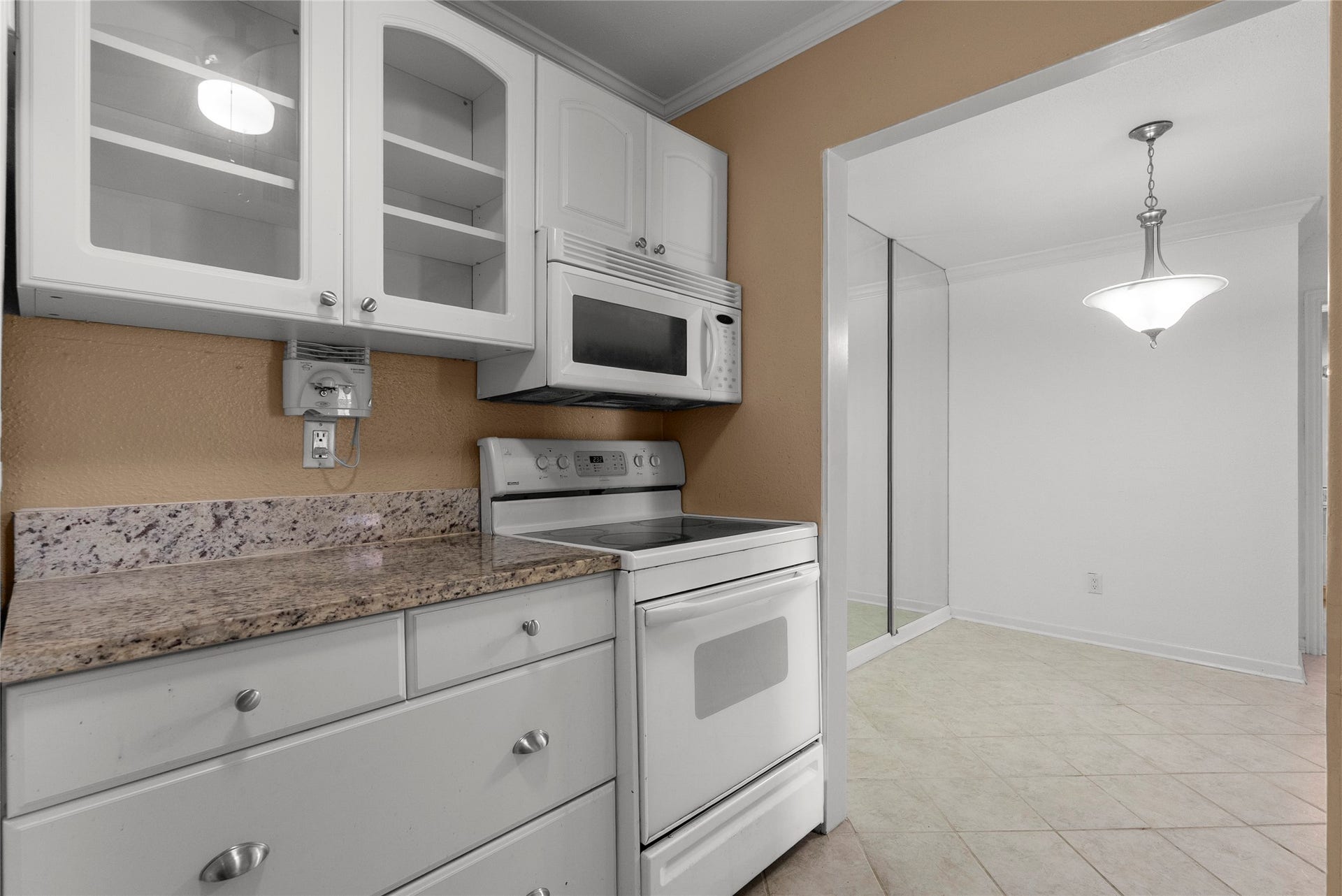 18515 Egret Bay Boulevard, #1103, Webster, TX 77058 18515 Egret Bay Boulevard, #1103, Webster, TX 77058