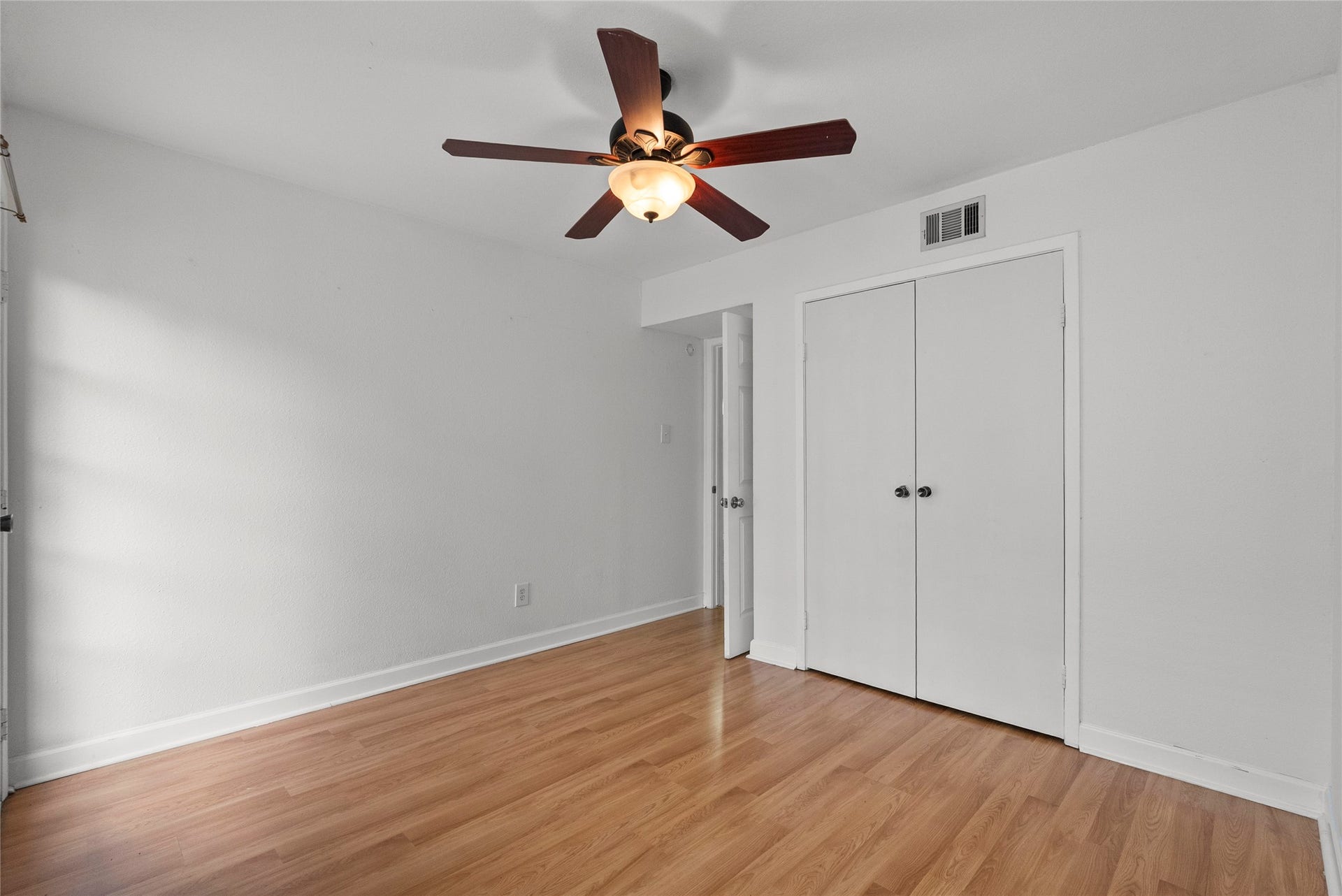 18515 Egret Bay Boulevard, #1103, Webster, TX 77058 18515 Egret Bay Boulevard, #1103, Webster, TX 77058