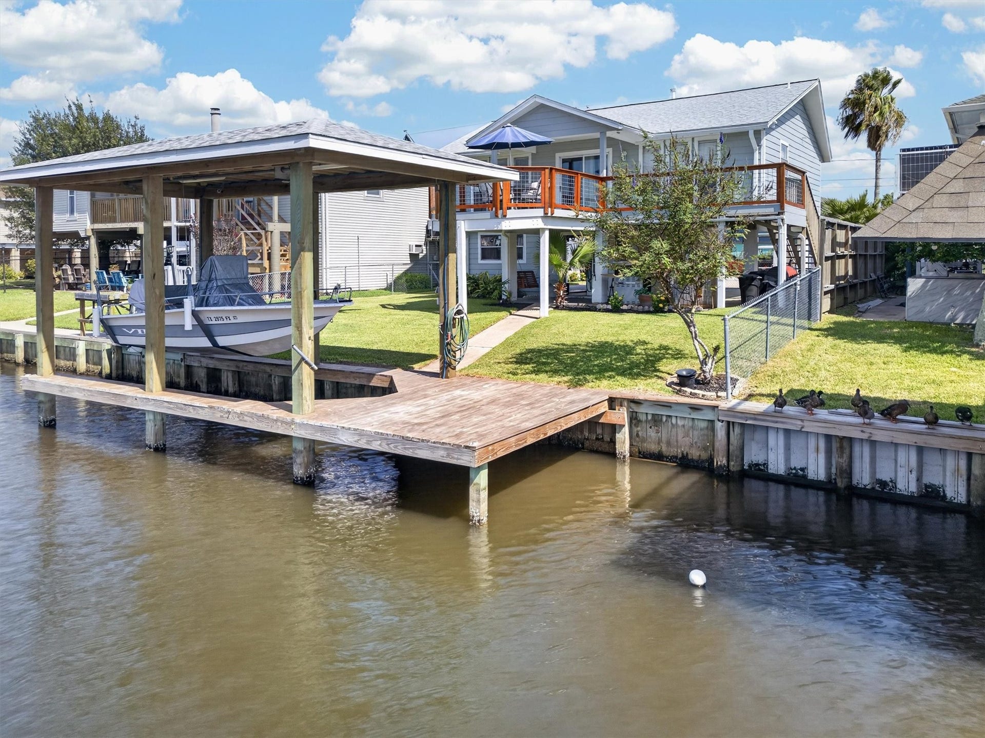 615 Warsaw Street, Bayou Vista, TX 77563 615 Warsaw Street, Bayou Vista, TX 77563