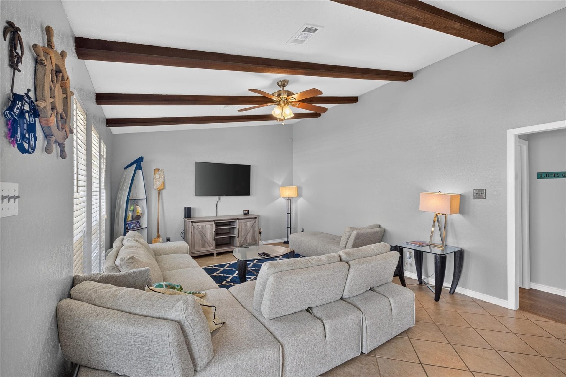 615 Warsaw Street, Bayou Vista, TX 77563 615 Warsaw Street, Bayou Vista, TX 77563