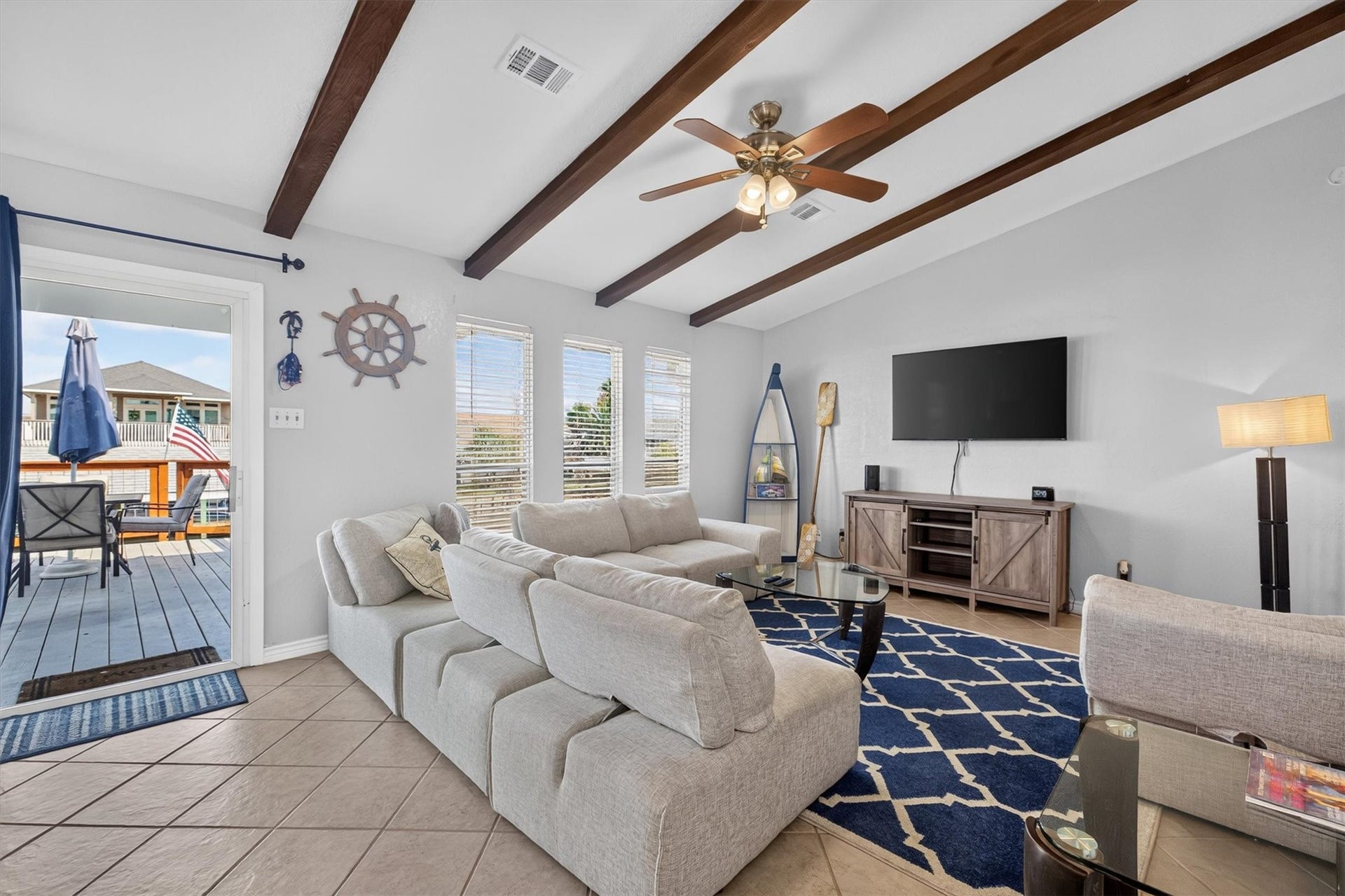 615 Warsaw Street, Bayou Vista, TX 77563 615 Warsaw Street, Bayou Vista, TX 77563