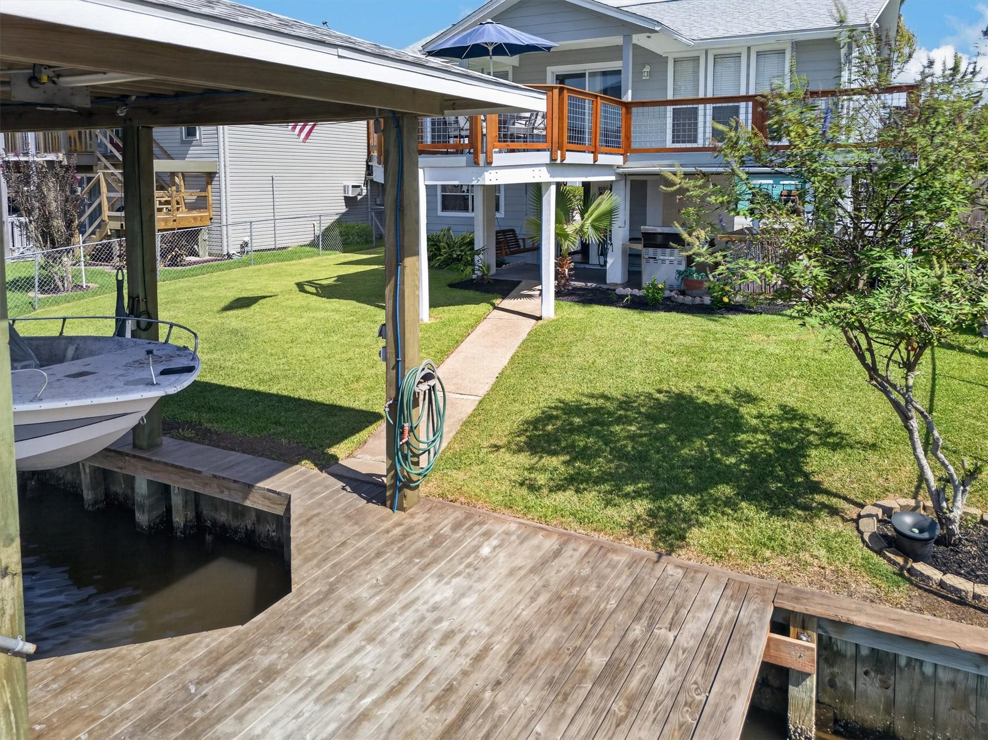 615 Warsaw Street, Bayou Vista, TX 77563 615 Warsaw Street, Bayou Vista, TX 77563