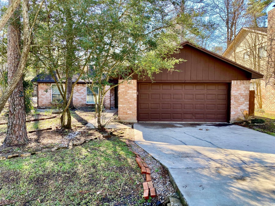 Property photo for 2 N Waxberry Road, The Woodlands, TX