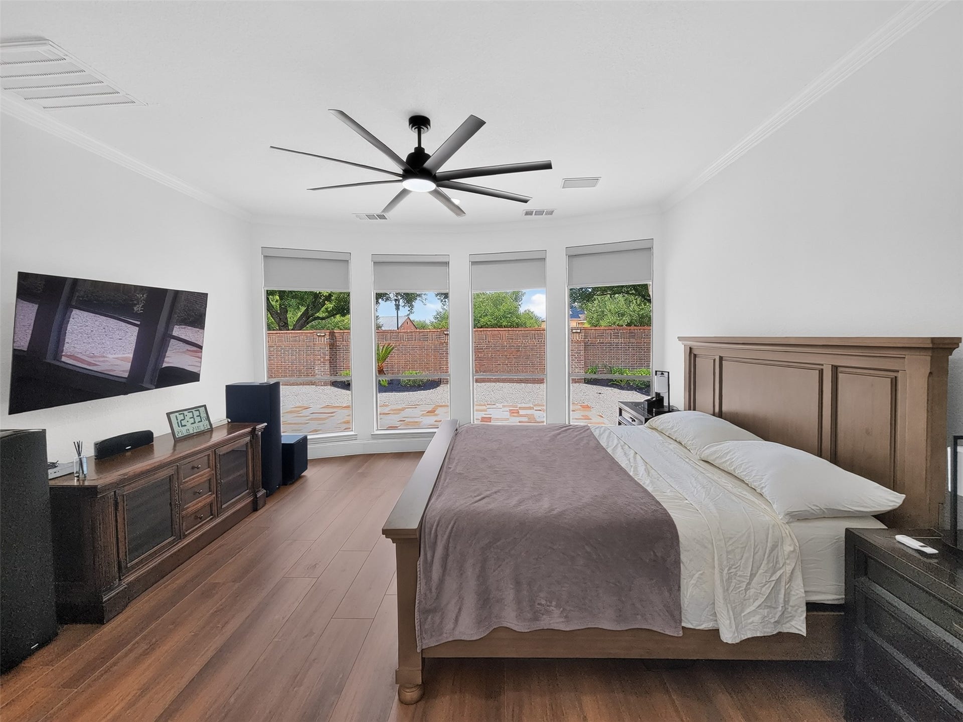 6911 Gossamer Lane, Sugar Land, TX 77479 6911 Gossamer Lane, Sugar Land, TX 77479