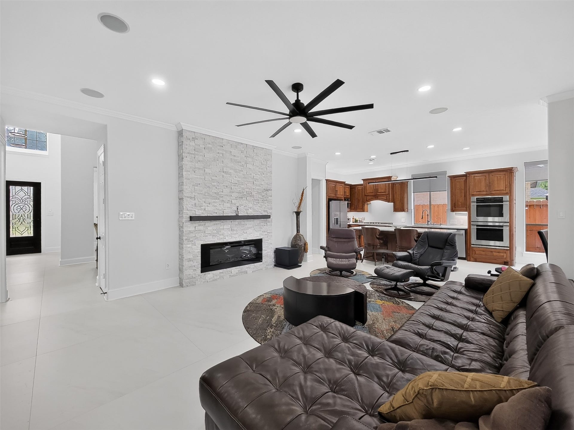 6911 Gossamer Lane, Sugar Land, TX 77479 6911 Gossamer Lane, Sugar Land, TX 77479