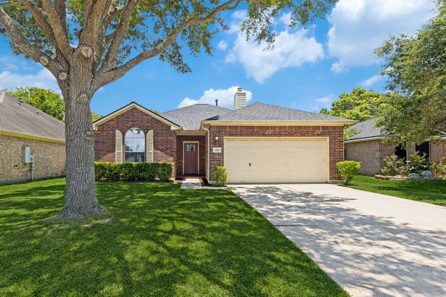 Property photo for 1110 Chase Park Drive, Bacliff, TX