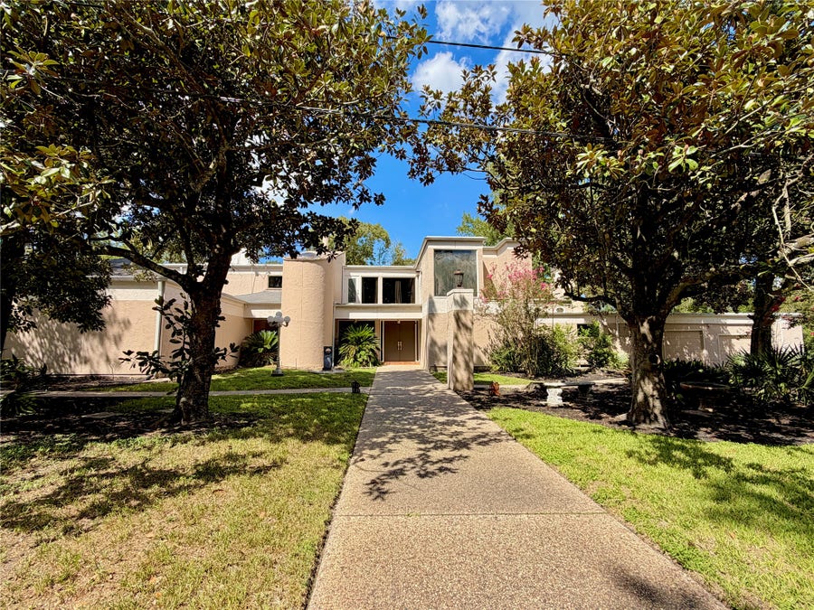 Property photo for 7 Winged Foot Drive, Conroe, TX
