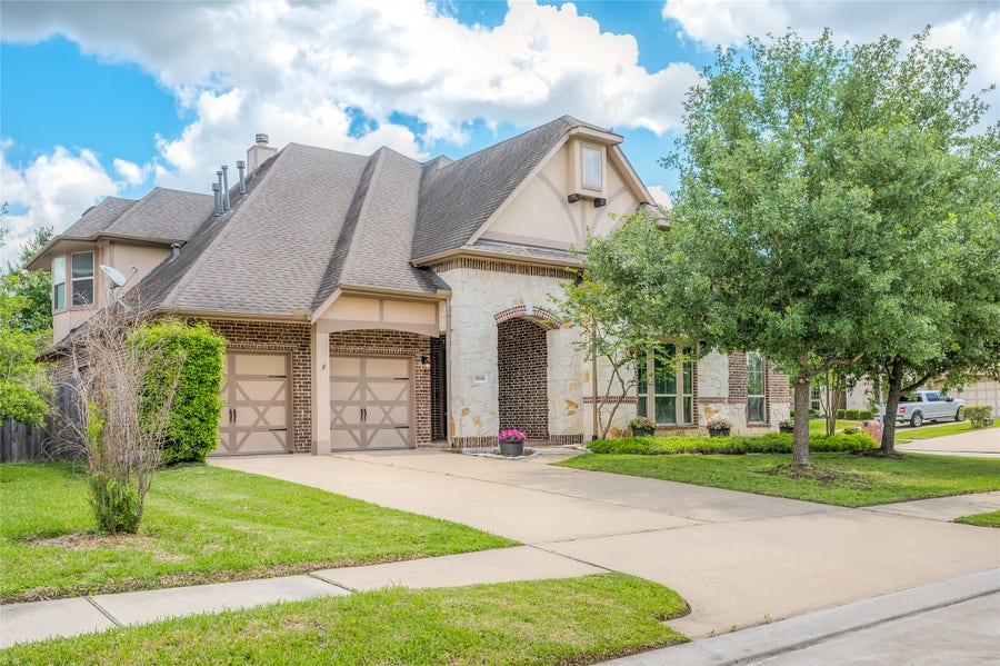 Property photo for 19006 Panther Peak, Spring, TX