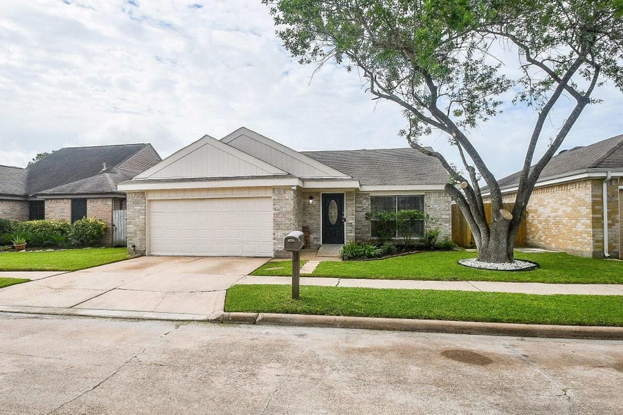 Property photo for 13507 Dripping Springs Drive, Houston, TX