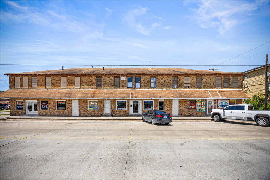 Property photo for 1915 45th Street, Galveston, TX