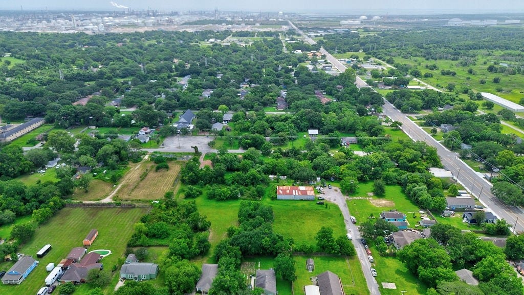 TBD Beyris Street, La Marque, TX 77568 TBD Beyris Street, La Marque, TX 77568