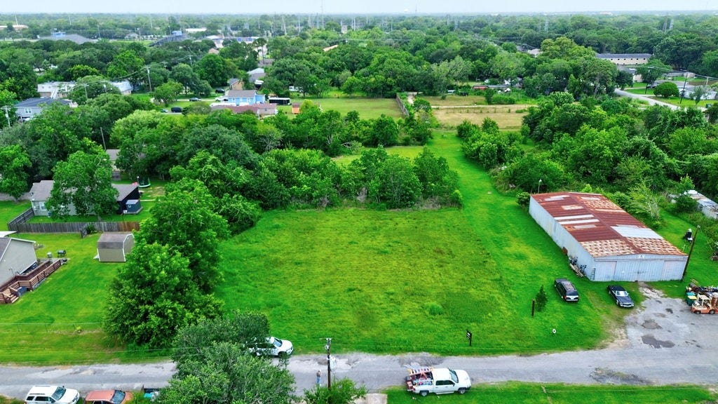 TBD Beyris Street, La Marque, TX 77568 TBD Beyris Street, La Marque, TX 77568