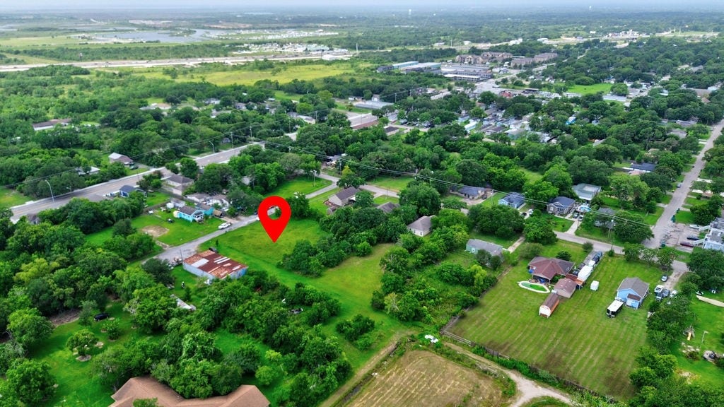 TBD Beyris Street, La Marque, TX 77568 TBD Beyris Street, La Marque, TX 77568
