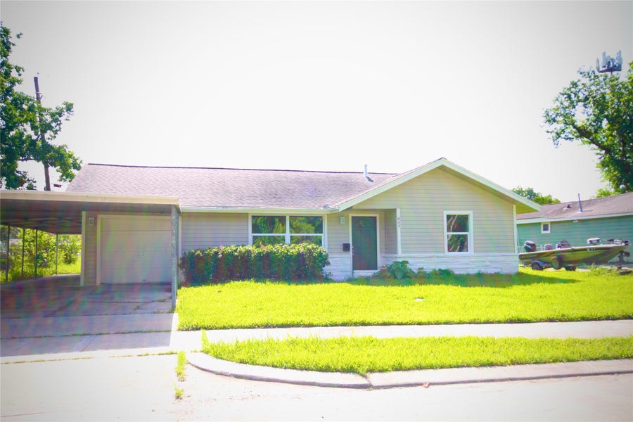 Property photo for 807 Finfrock Street, Pasadena, TX