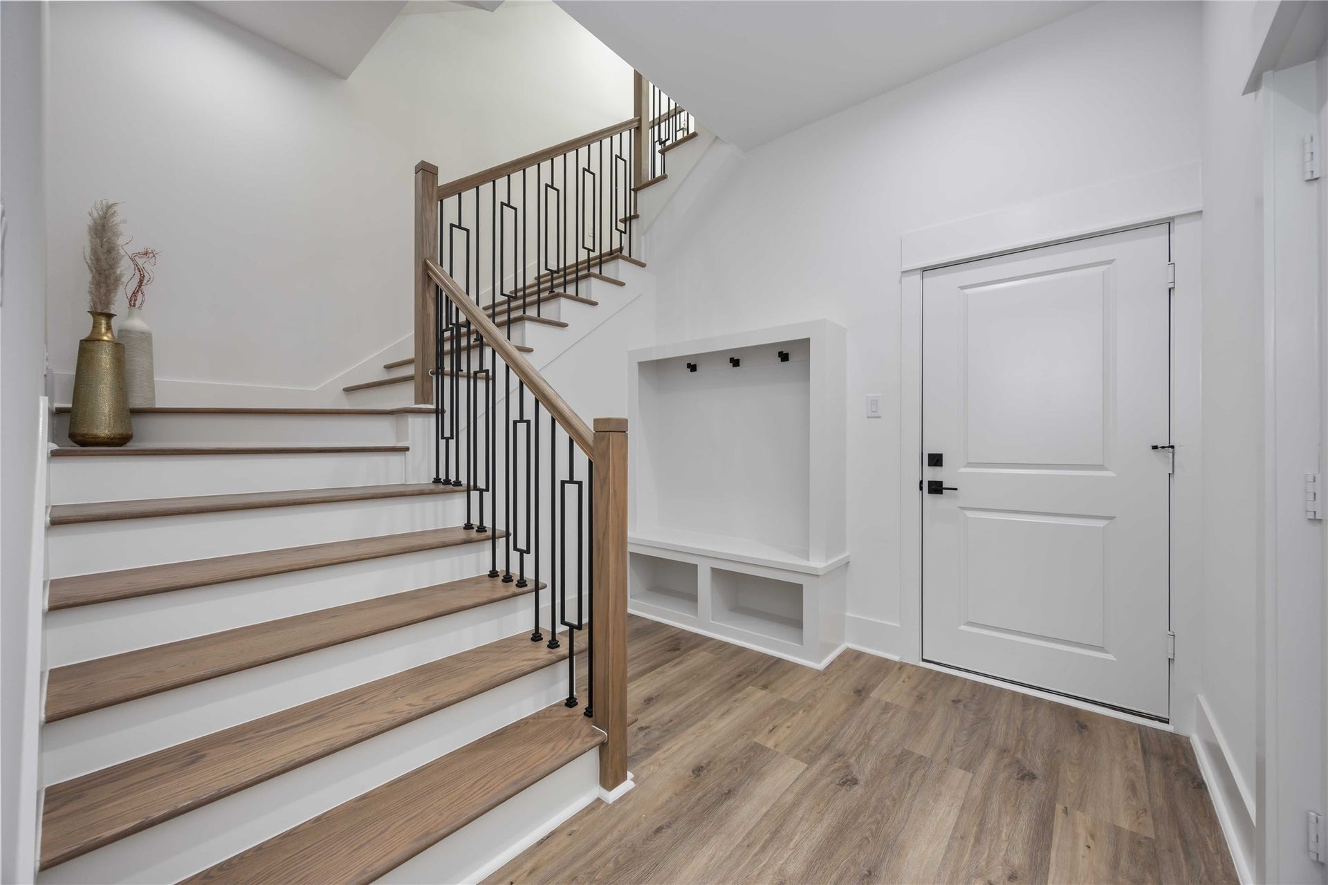 1947 Knoll Square Drive, Houston, TX 77080