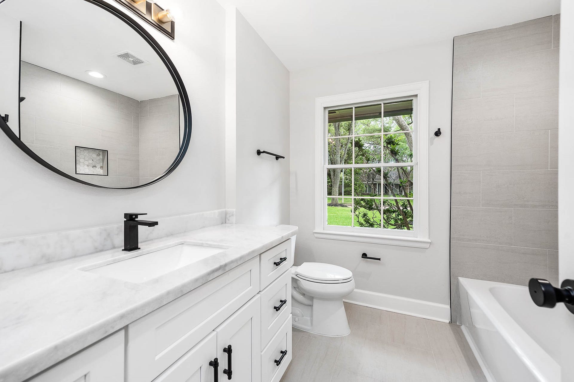 5702 Bayou Glen Road, Houston, TX 77057 5702 Bayou Glen Road, Houston, TX 77057