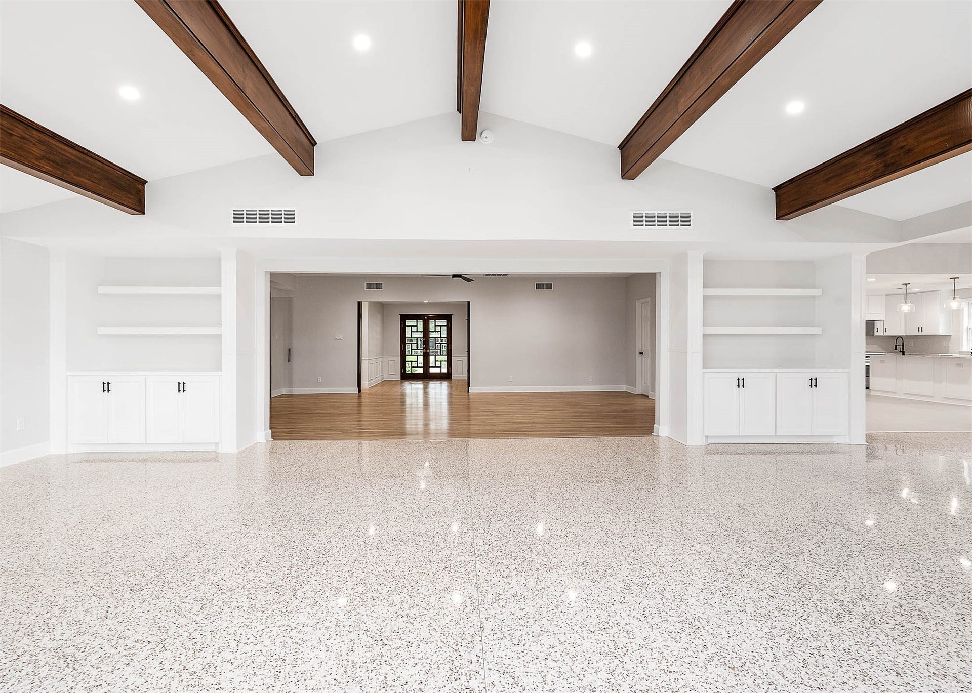 5702 Bayou Glen Road, Houston, TX 77057 5702 Bayou Glen Road, Houston, TX 77057