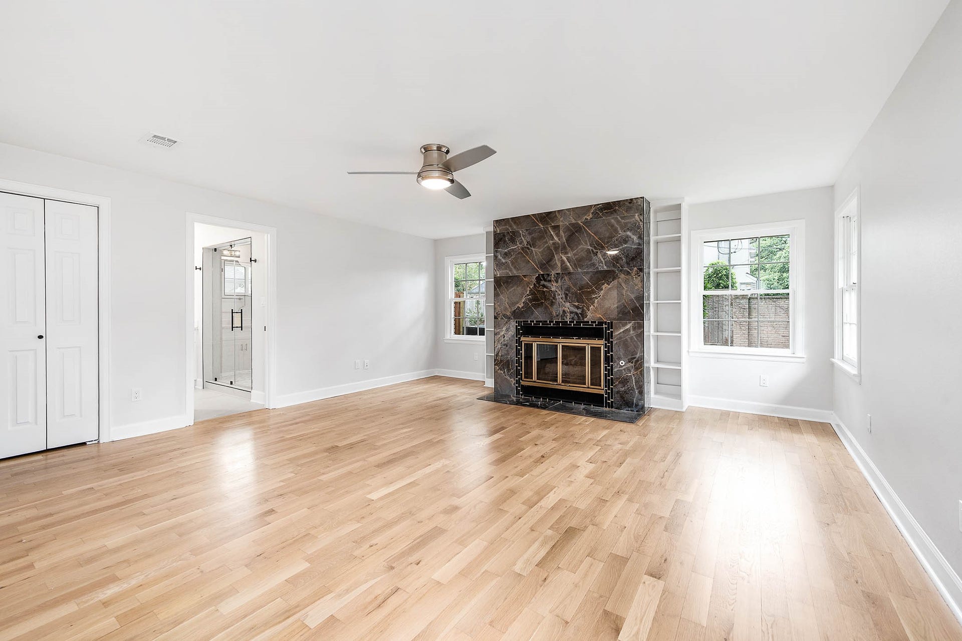 5702 Bayou Glen Road, Houston, TX 77057 5702 Bayou Glen Road, Houston, TX 77057