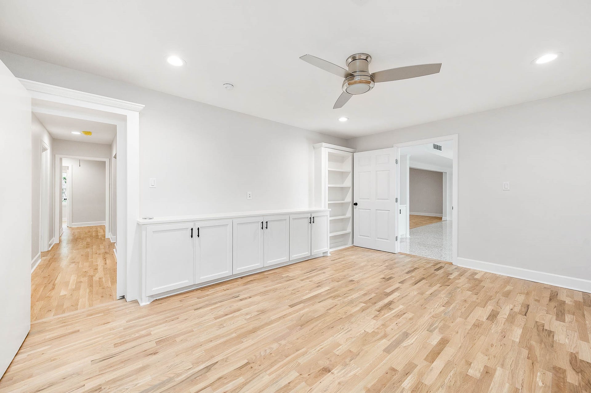 5702 Bayou Glen Road, Houston, TX 77057 5702 Bayou Glen Road, Houston, TX 77057