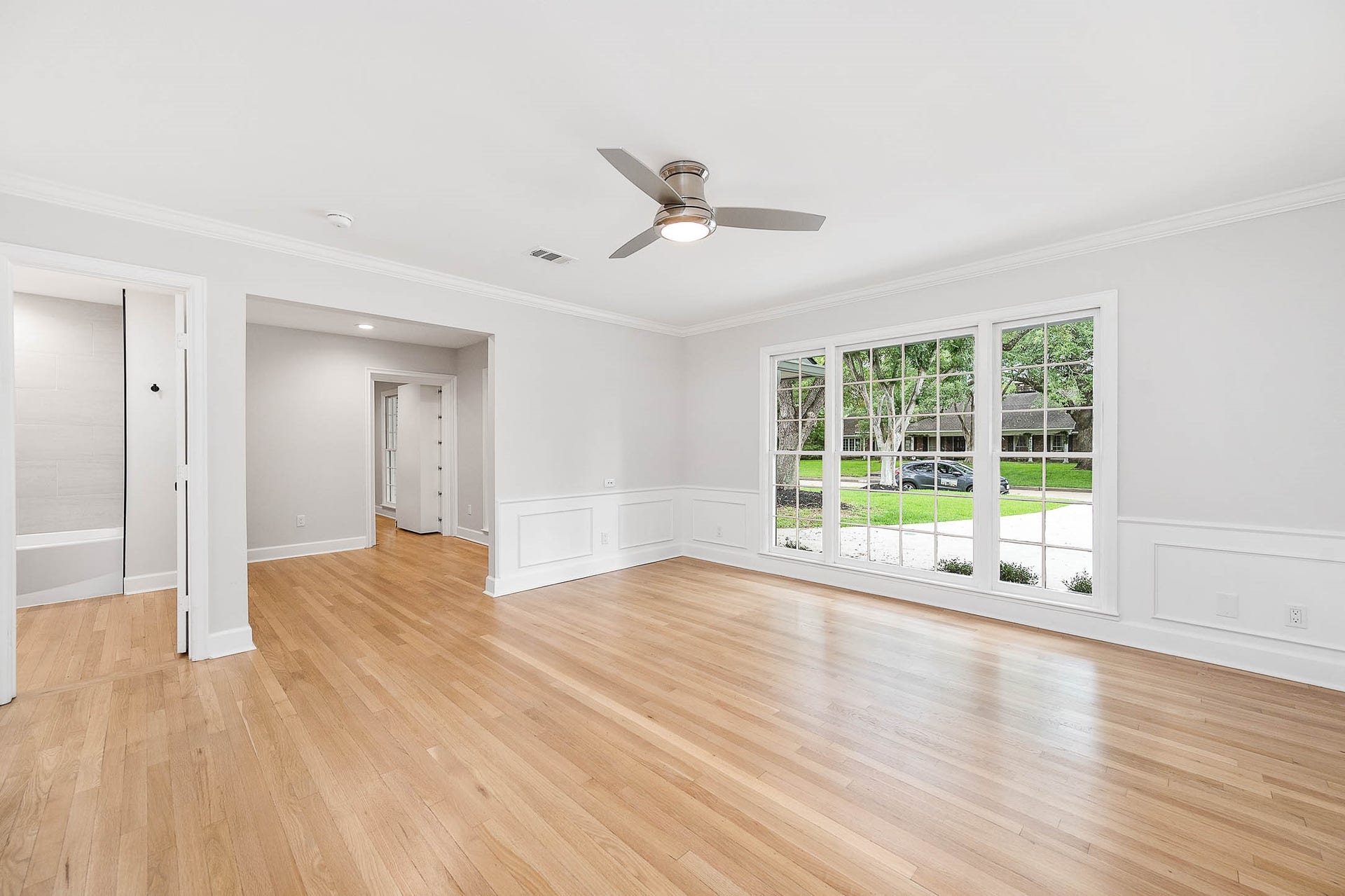 5702 Bayou Glen Road, Houston, TX 77057 5702 Bayou Glen Road, Houston, TX 77057
