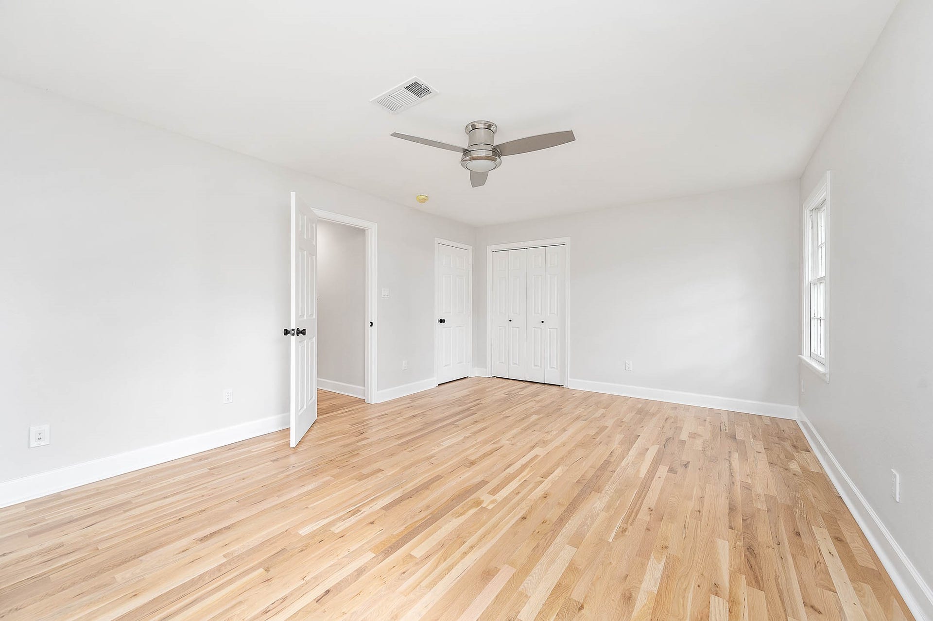 5702 Bayou Glen Road, Houston, TX 77057 5702 Bayou Glen Road, Houston, TX 77057