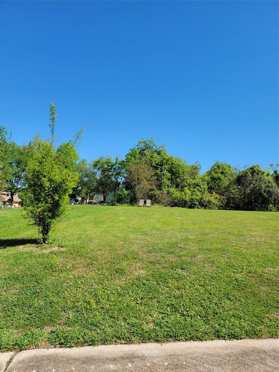 Property photo for 104 Capetown Way, Conroe, TX