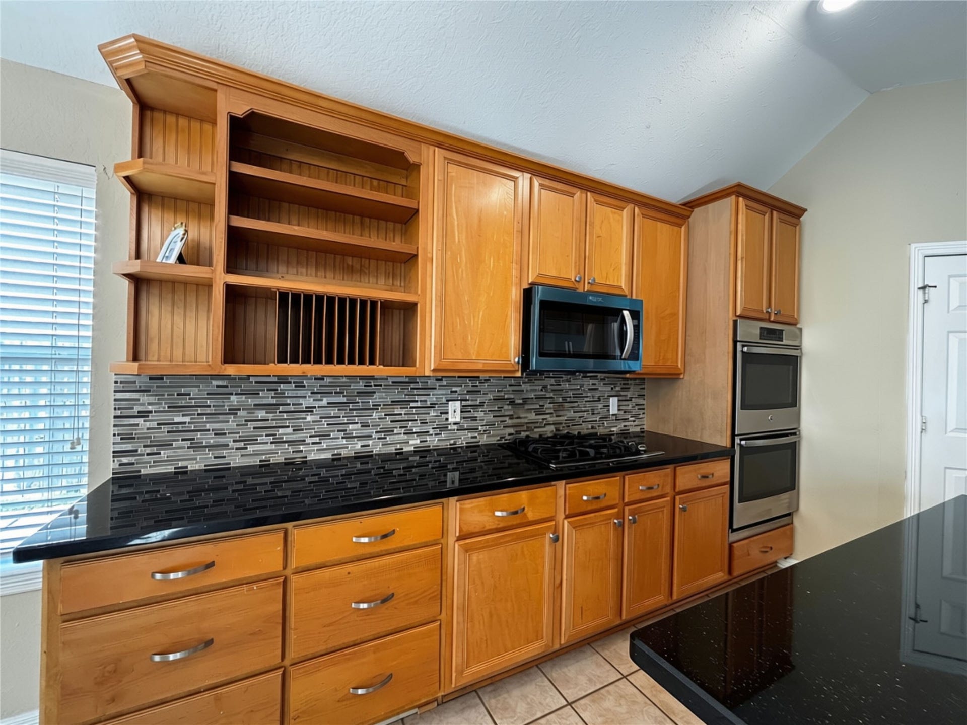 2726 Martinec Drive, Pearland, TX 77584 2726 Martinec Drive, Pearland, TX 77584