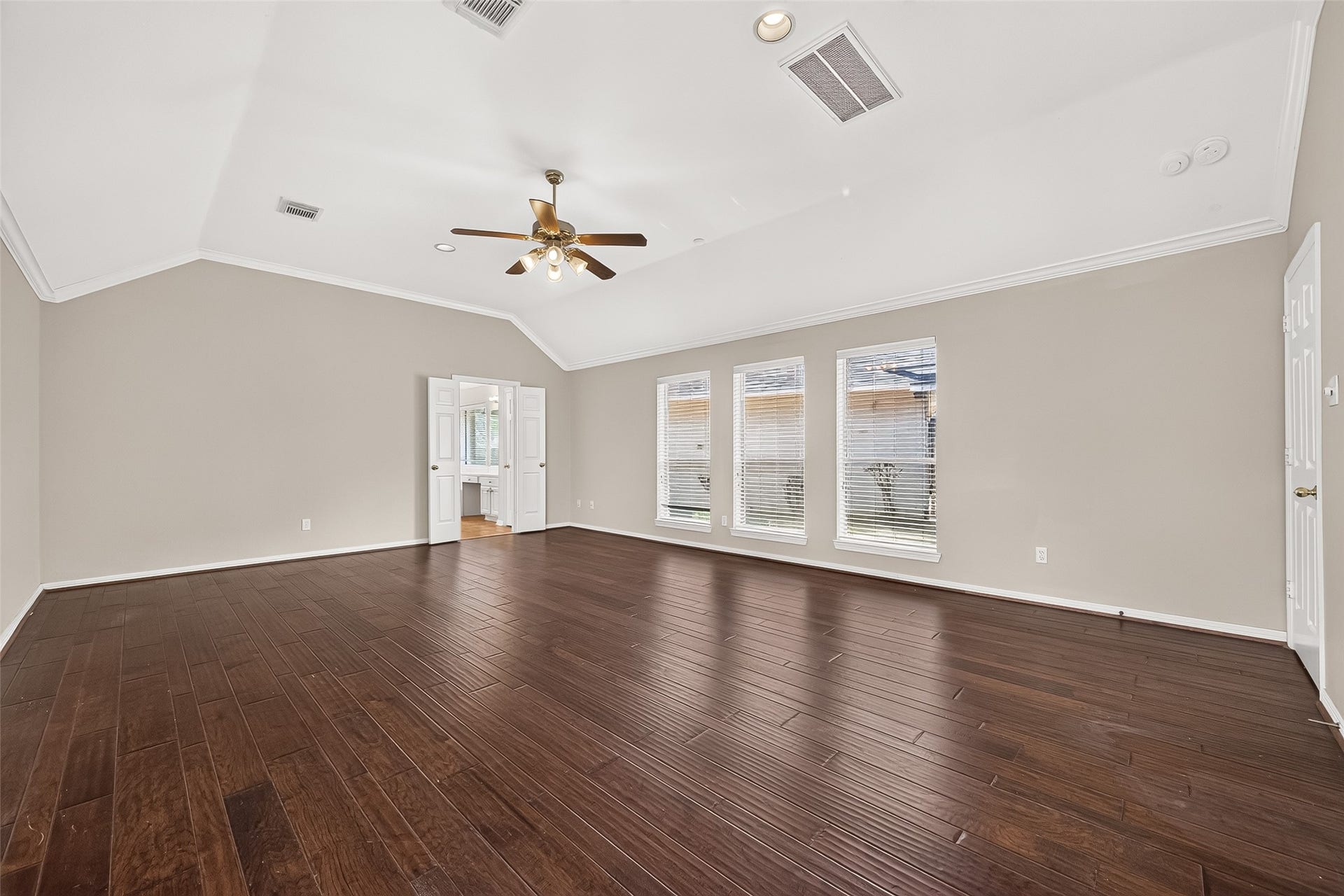 2726 Martinec Drive, Pearland, TX 77584 2726 Martinec Drive, Pearland, TX 77584