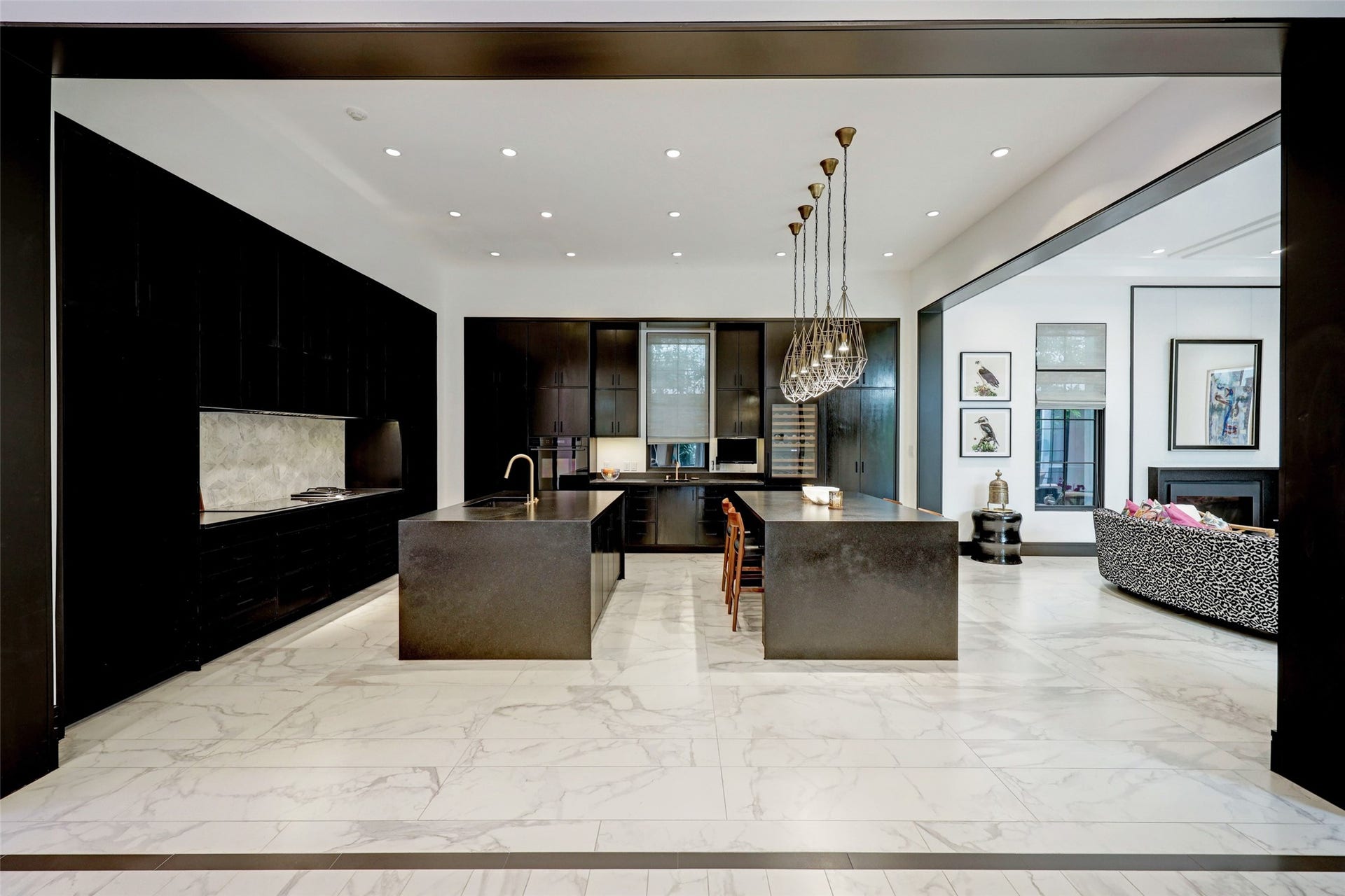 2521 Westgate Drive, Houston, TX 77019 2521 Westgate Drive, Houston, TX 77019