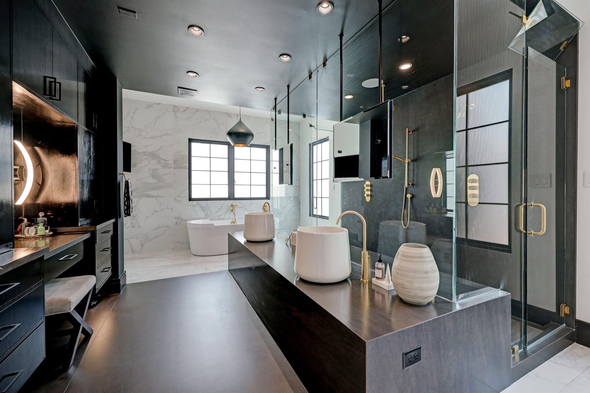 2521 Westgate Drive, Houston, TX 77019 2521 Westgate Drive, Houston, TX 77019