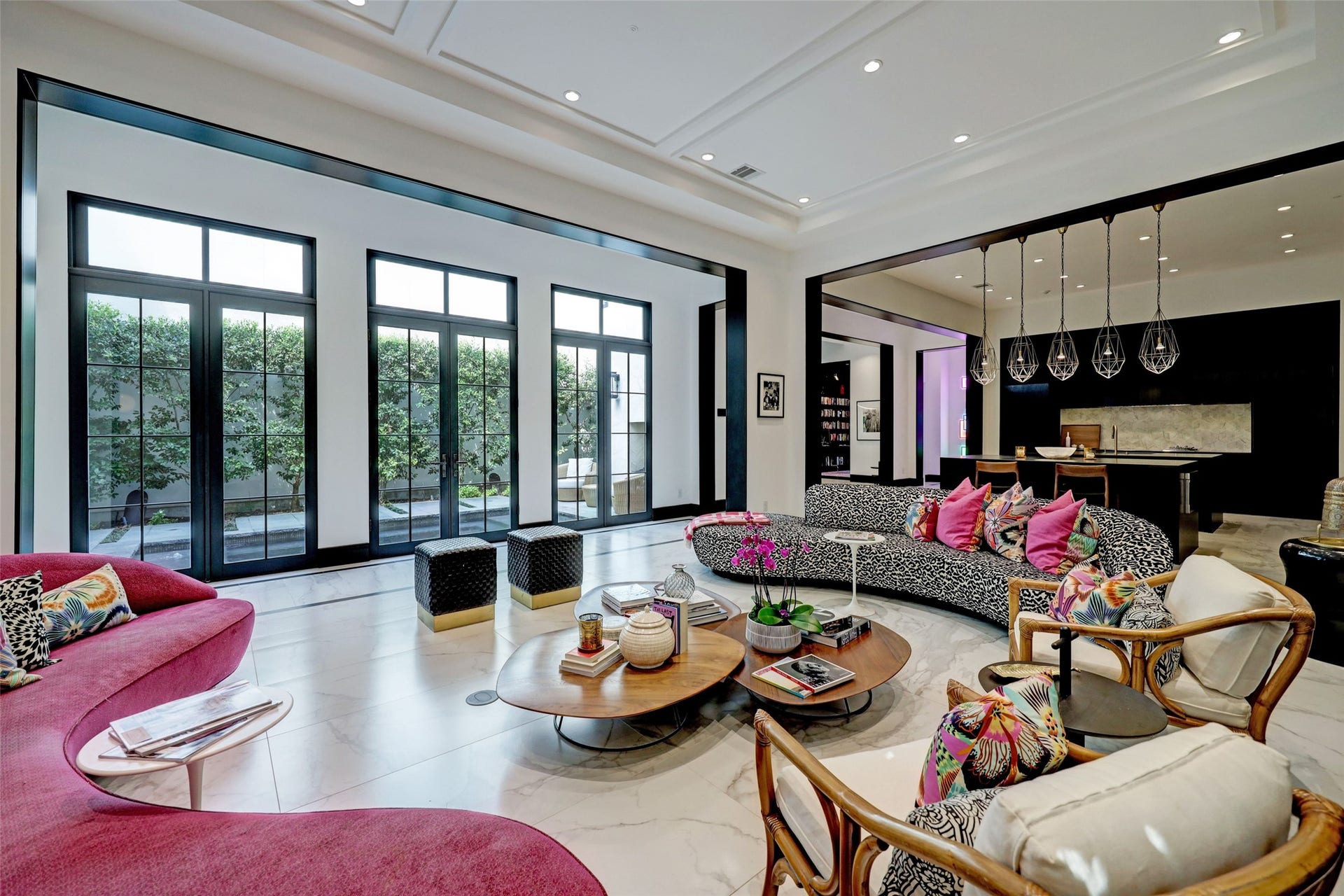 2521 Westgate Drive, Houston, TX 77019 2521 Westgate Drive, Houston, TX 77019