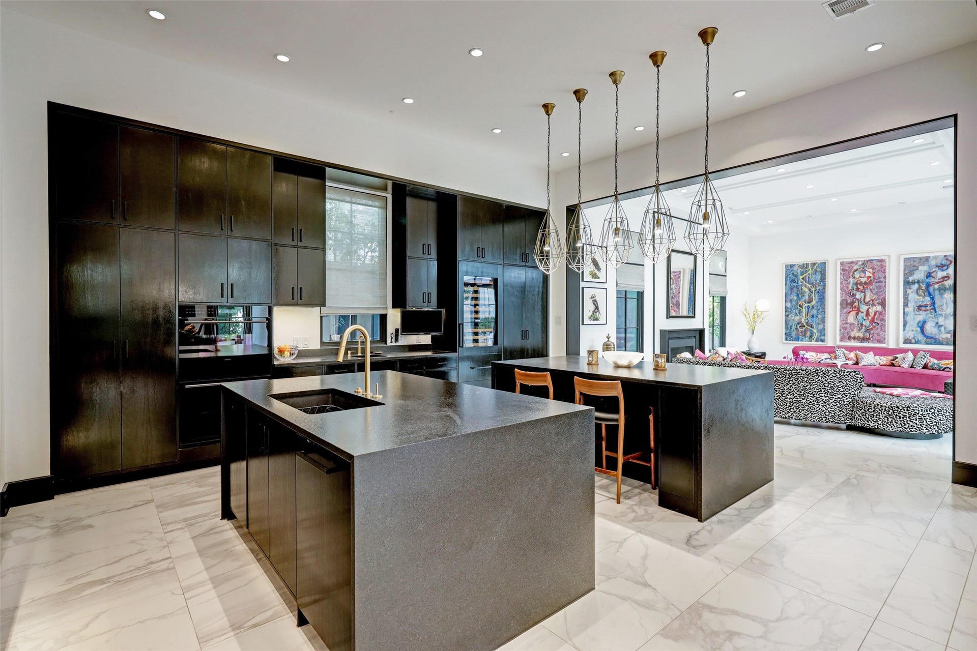 2521 Westgate Drive, Houston, TX 77019 2521 Westgate Drive, Houston, TX 77019