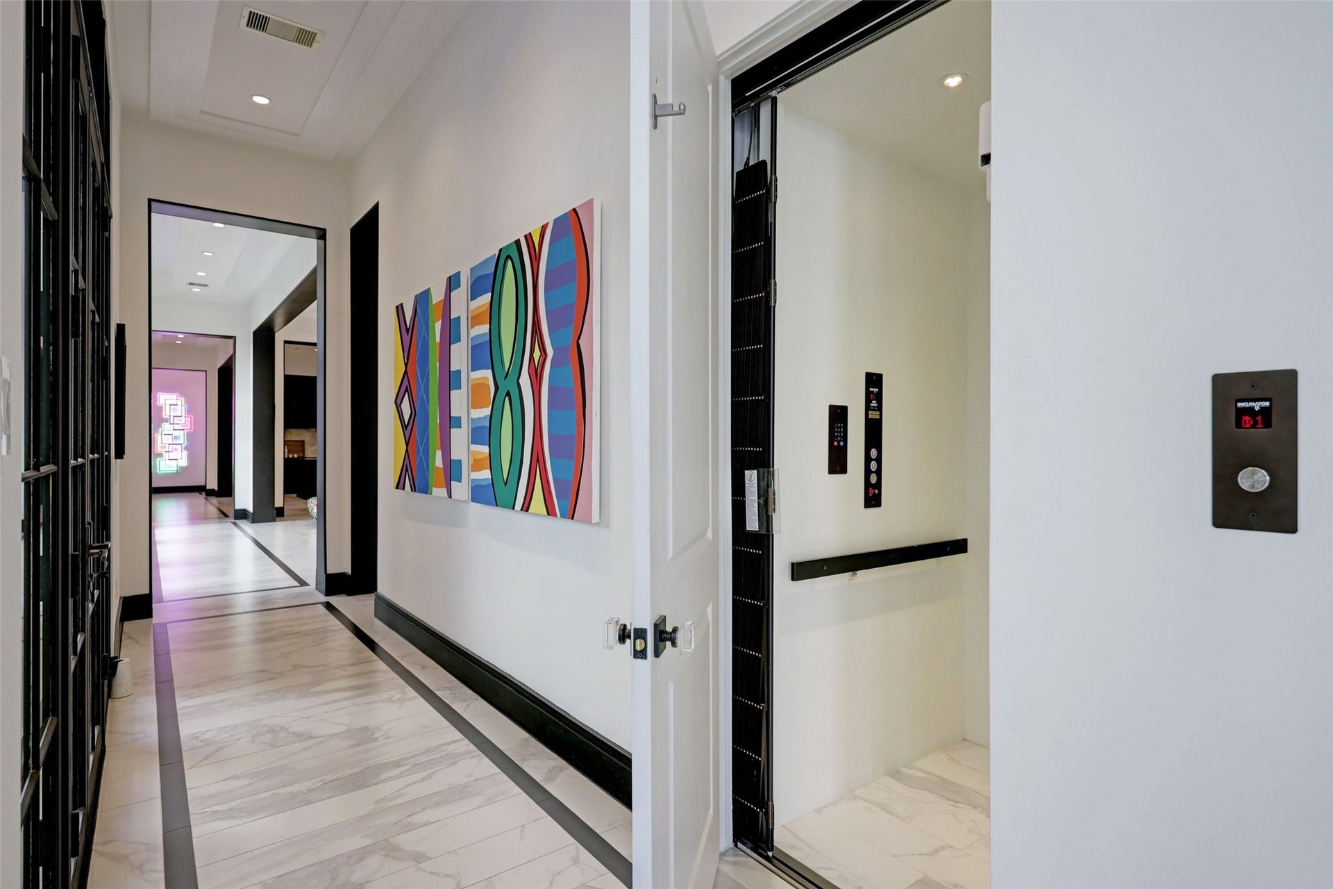 2521 Westgate Drive, Houston, TX 77019 2521 Westgate Drive, Houston, TX 77019