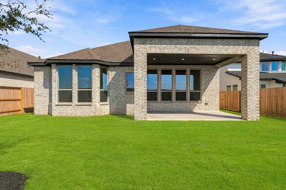 Spacious & Green