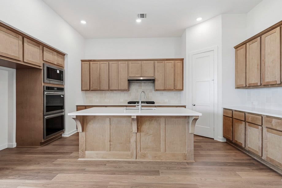 Spacious Kitchen with Island seating