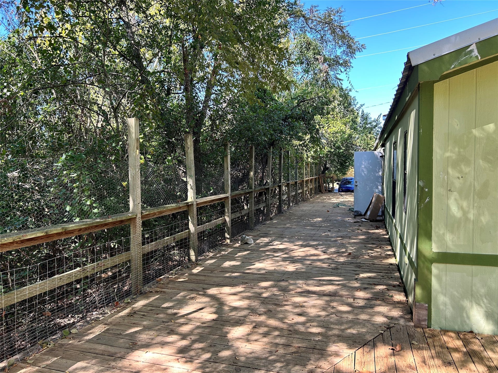 403 W Worsham Street, Willis, TX 77378 403 W Worsham Street, Willis, TX 77378