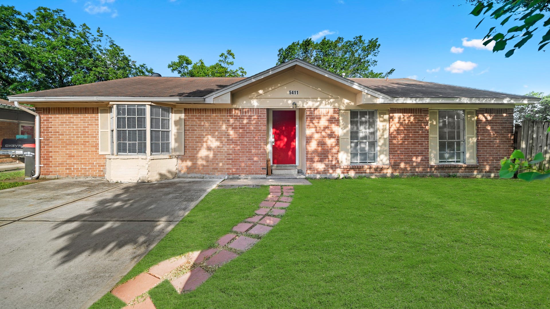 5411 Lorraine Drive, Baytown, TX 77521 5411 Lorraine Drive, Baytown, TX 77521