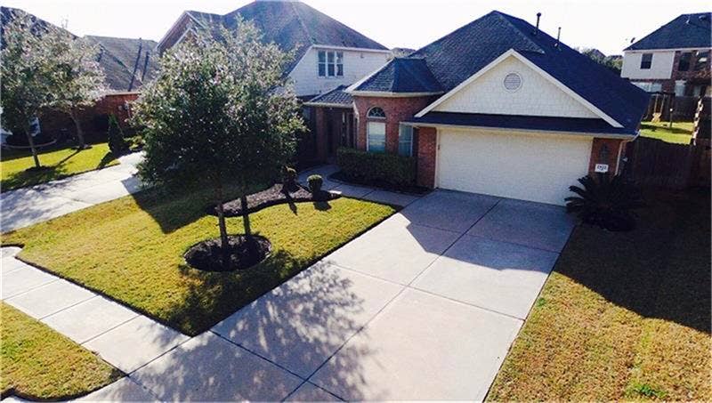 Property photo for 2822 Chalet Knolls Lane, Katy, TX