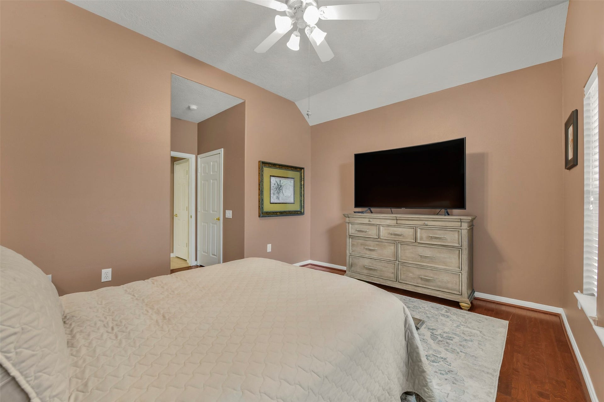 2310 Messina Drive, Pearland, TX 77581 2310 Messina Drive, Pearland, TX 77581