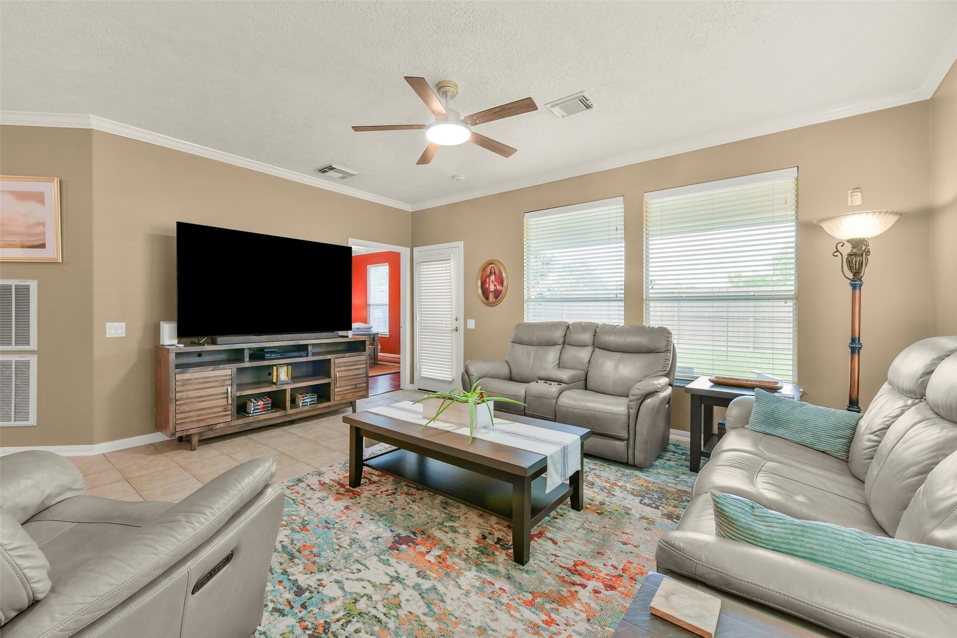 2310 Messina Drive, Pearland, TX 77581 2310 Messina Drive, Pearland, TX 77581